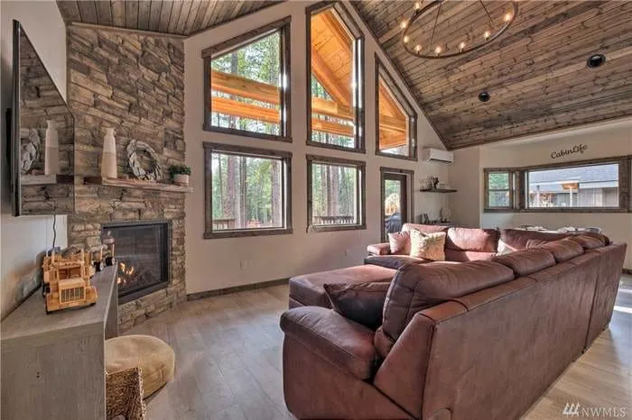 The Wapiti Cabin! 90 mins to 2026 FIFA World Cup! - Image 1