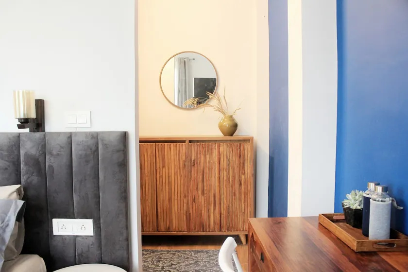 Cozy, Design-led 3-BR in a Quaint Village - Image 1
