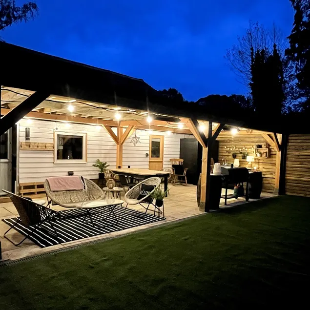 Heated covered garden. Wlk to Sissinghurst Castle - Image 1
