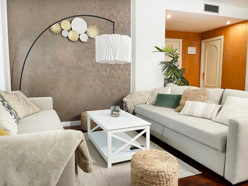 Large apartment in the center·125 meters·Prime Video - Image 1