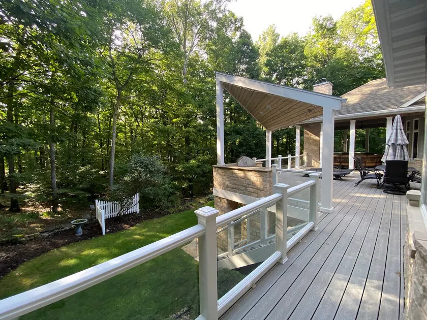 Luxury Retreat in Ellison Bay - Image 1