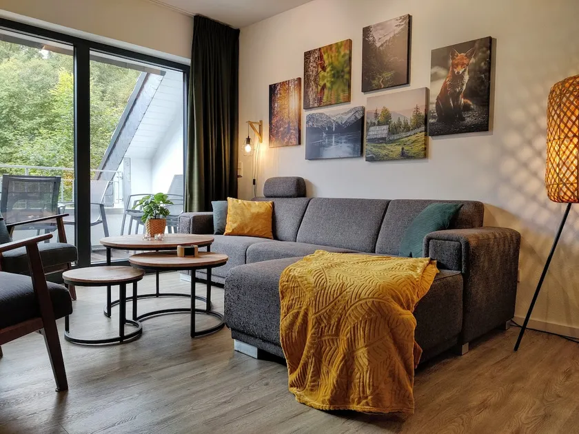 Modern 6-person 4-room penthouse in the heart of Sauerland - Image 1