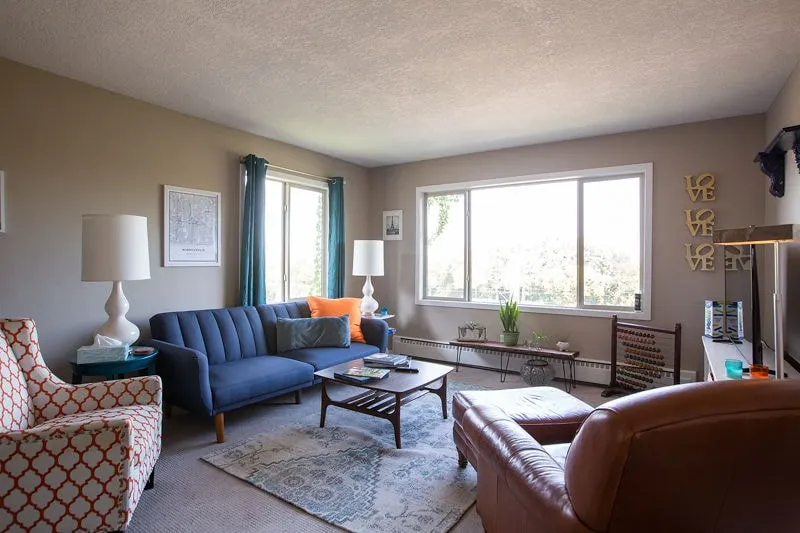Parkside Paradise View of Minnehaha - Image 1