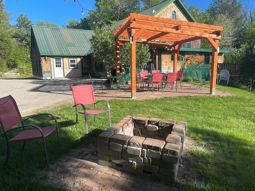 Lodge Intervale - Firepit, Bar, Pool Table, Sauna. - Image 1