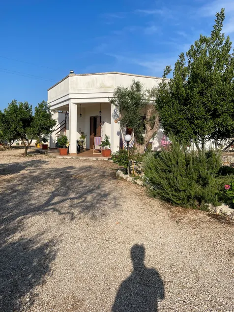 Villa among the olive trees and the sea in Tricase - Image 1