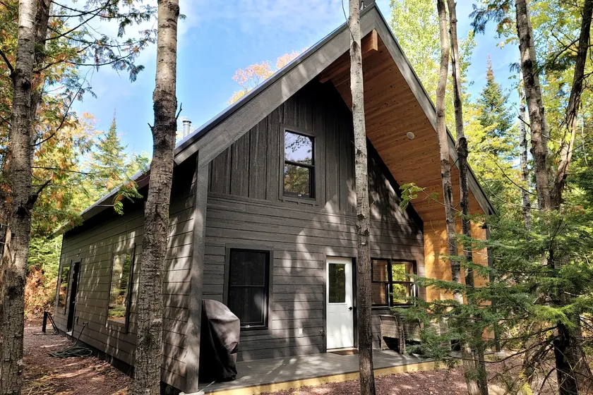 Copper Harbor Chalet - Image 1