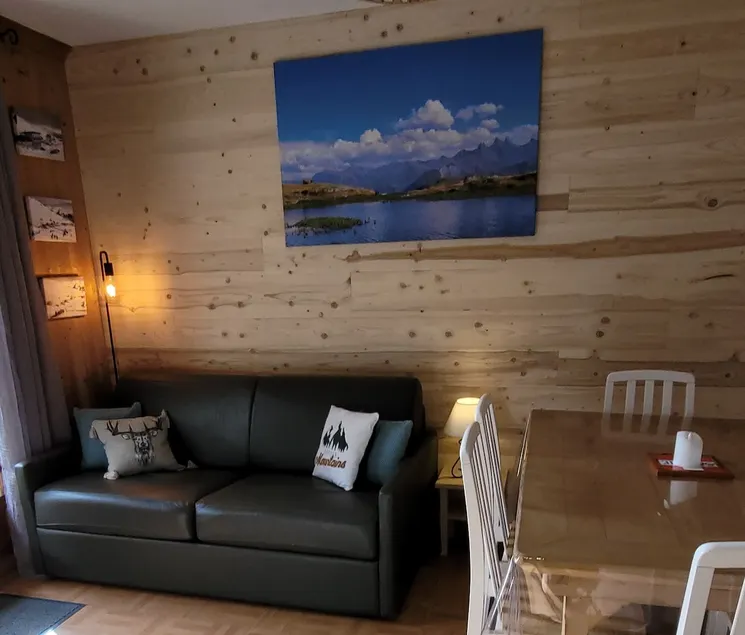 ”Les Chalets des Cimes” Apartment Pool Sauna - Image 1