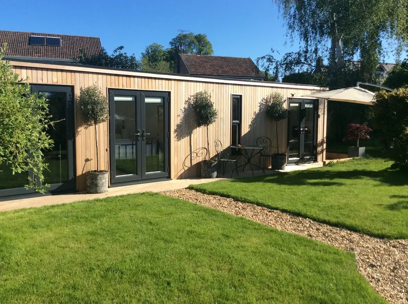 Stayat108 - Longleat, Aqua Sana & Bishopstrow Spa - Image 1
