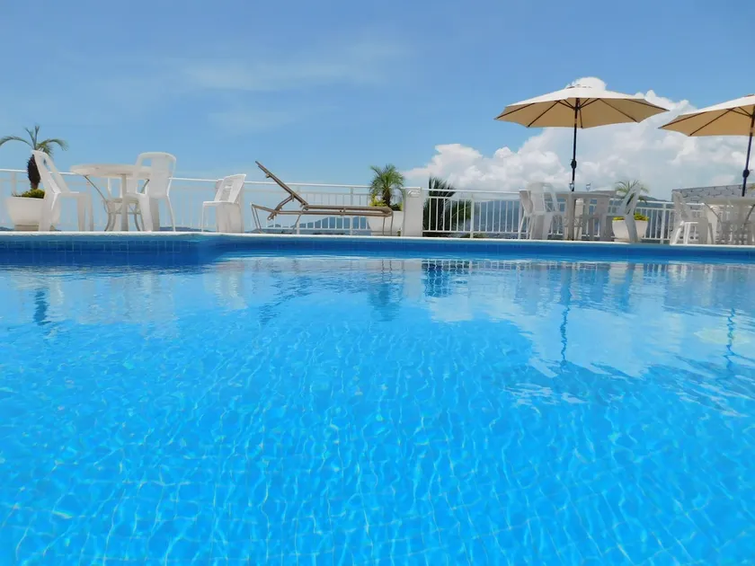Panoramic View: Spacious Apartment - Image 1