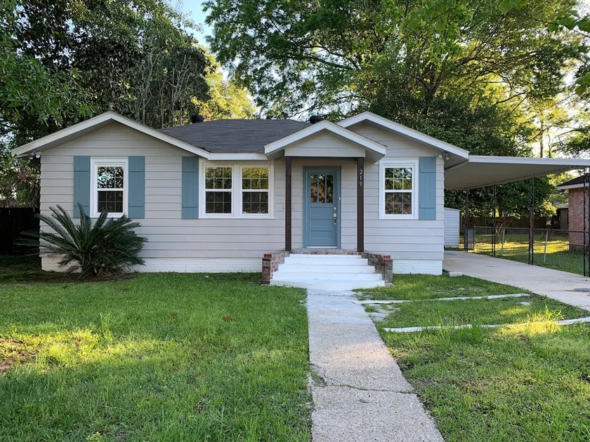 MAGNOLIA - Image 1