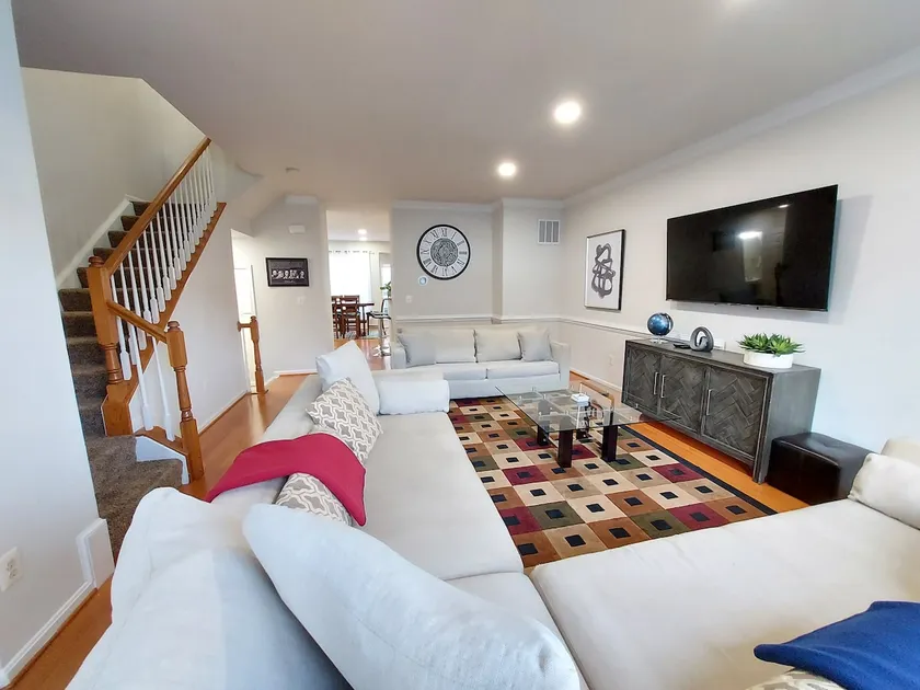 Stunning 2400 Sqft. 4 BR, 3.5 BT in the most convenient location to Quantico - Image 1