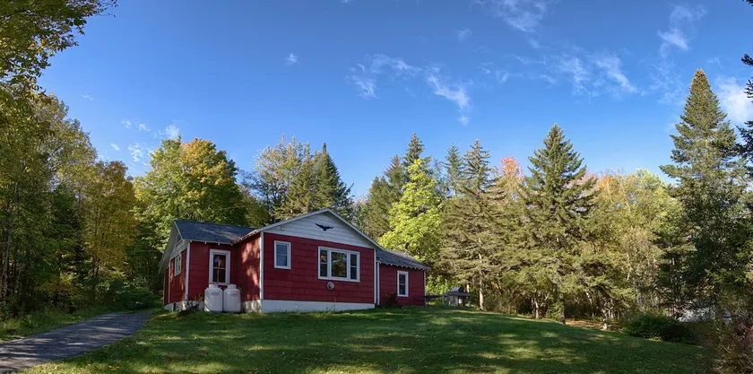 ADIRONDACK CAMP IN THE HUDSON GORGE WILDERNESS - Image 1