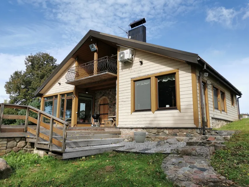 ”Sodyba pas Asta” lakehouse with sauna and hot tub - Image 1
