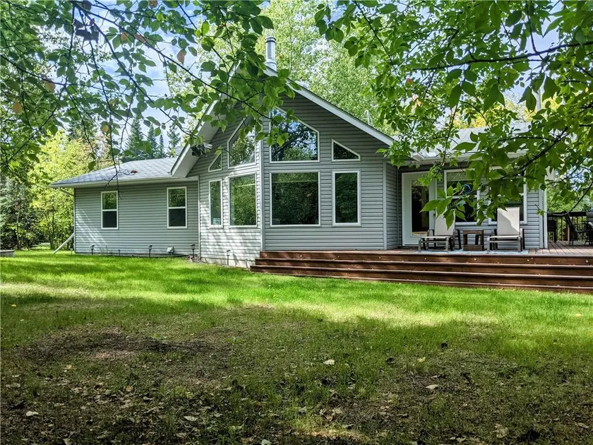 3 Bedroom Cottage - Sunroom + Patio + Fire Pit - Image 1