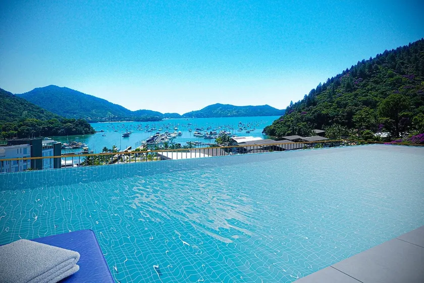 Breathtaking view, infinity pool, sleeps 6 - Image 1