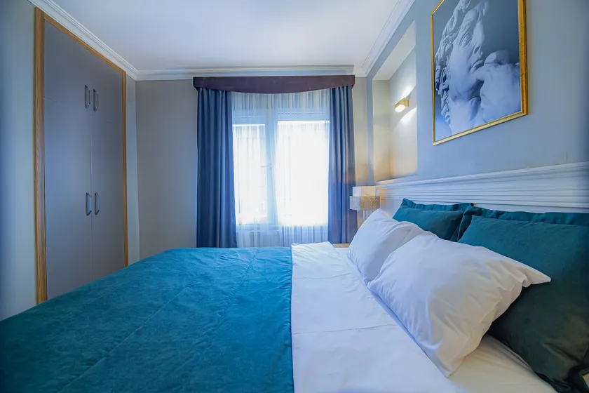 Private Room With Great Location In Şişli 1+1 - Image 1