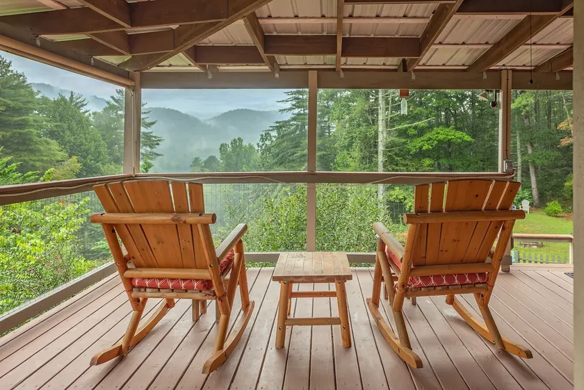 Cozy up! Views-Swings-Games-Clayton-Dillard - Image 1