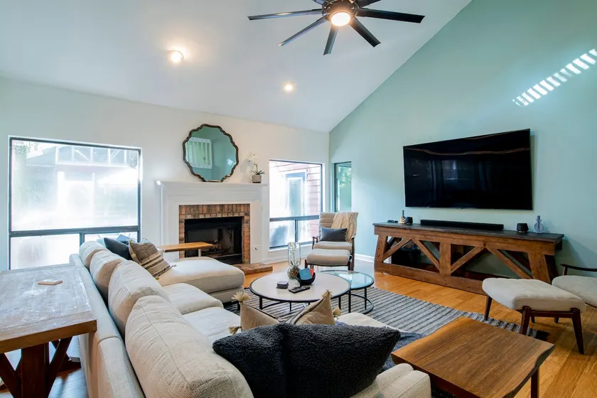 Stunning 3BR Daphne-Fairhope | Pool & Spa | Deck - Image 1