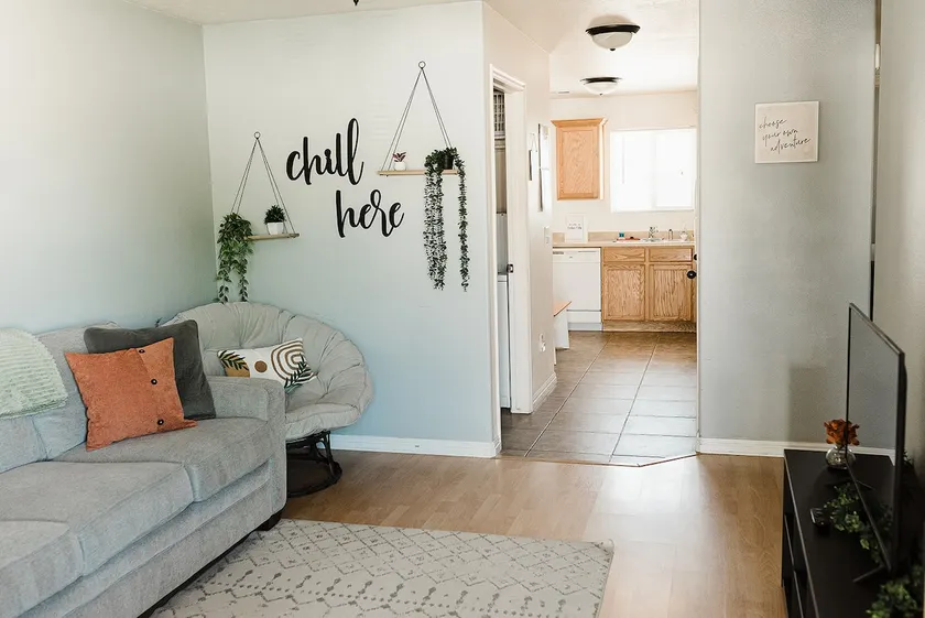 Cedar Retreat: 2 Bedroom Residential Home - Image 1