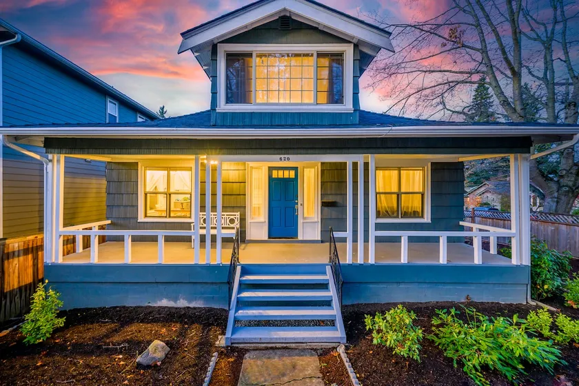 Upgraded Home with 5 BR 4 Bath 4 FREE gated parking space, Family,EV,RV friendly - Image 1
