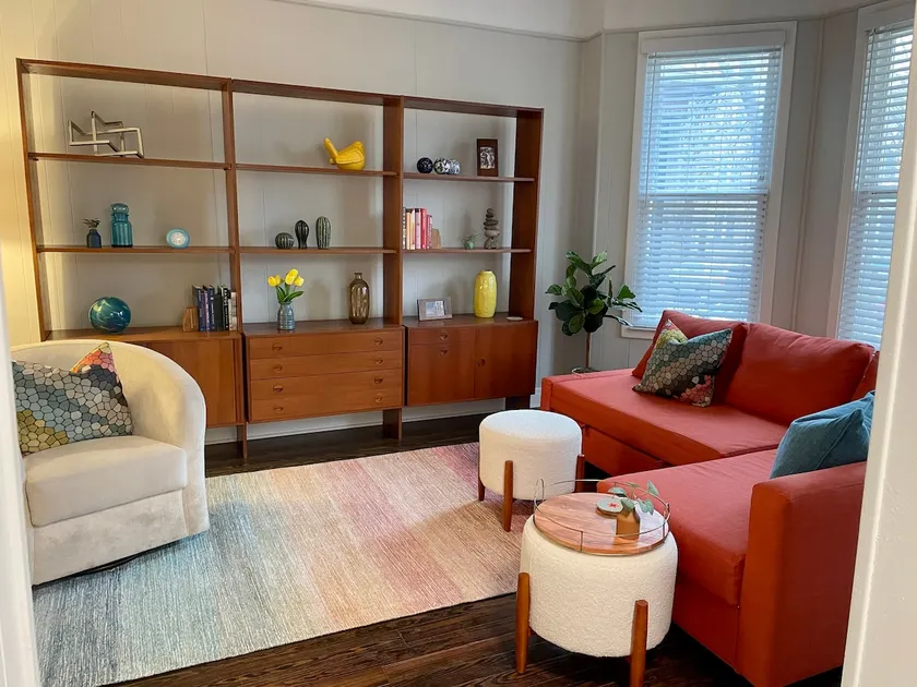 Entire first floor in Lincoln Square! - Image 1