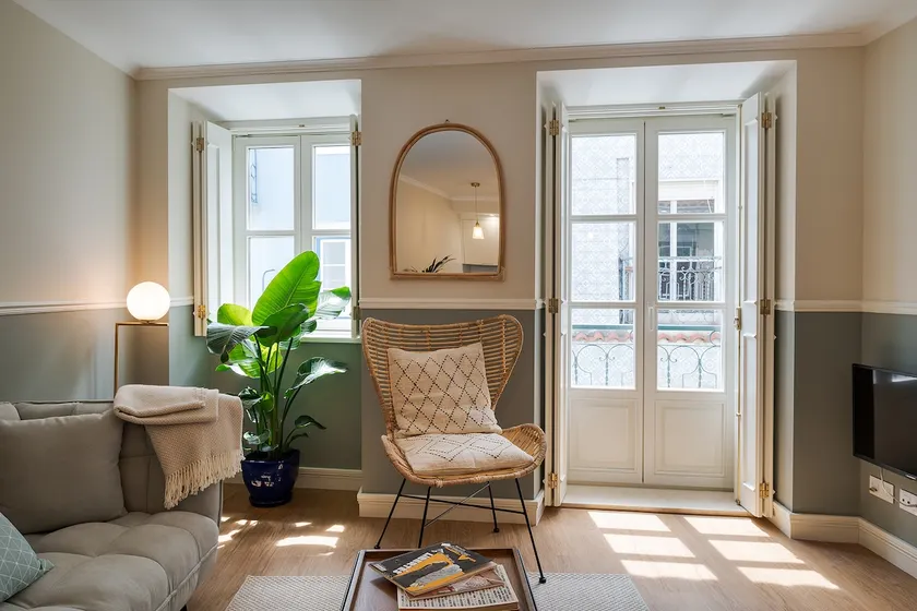 Tastefully Decorated Apartment in Bairro Alto - Image 1