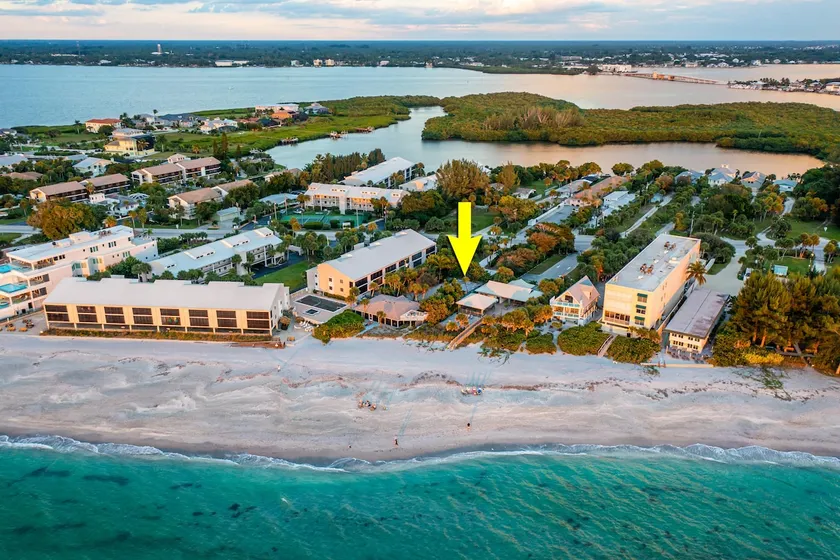 Luxury Beach Resort Style Cottage - Image 1