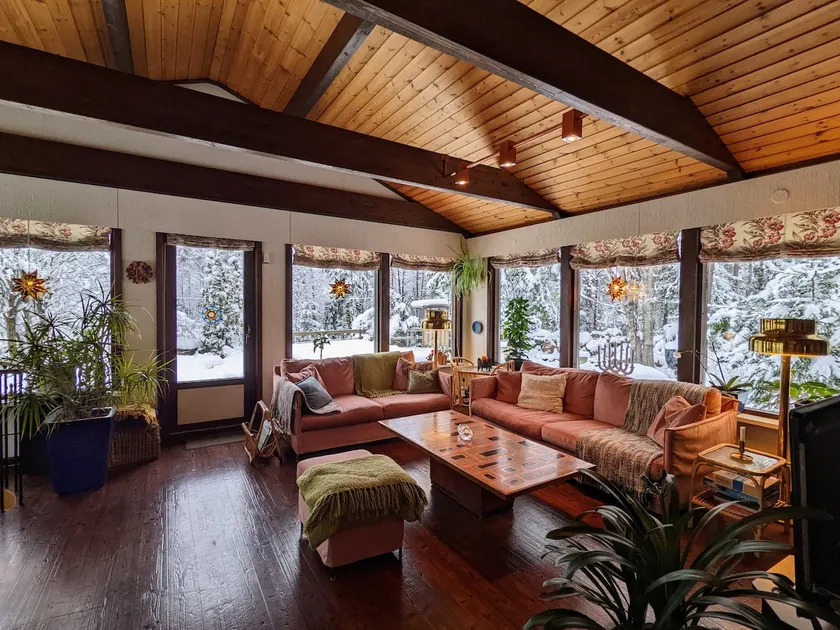 Villa near the lake with nature on your doorstep - Image 1