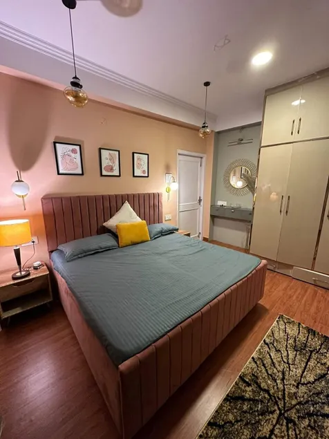 RAAS: 2 BHK| A Sunlit Boutique Stay in New Shimla - Image 1