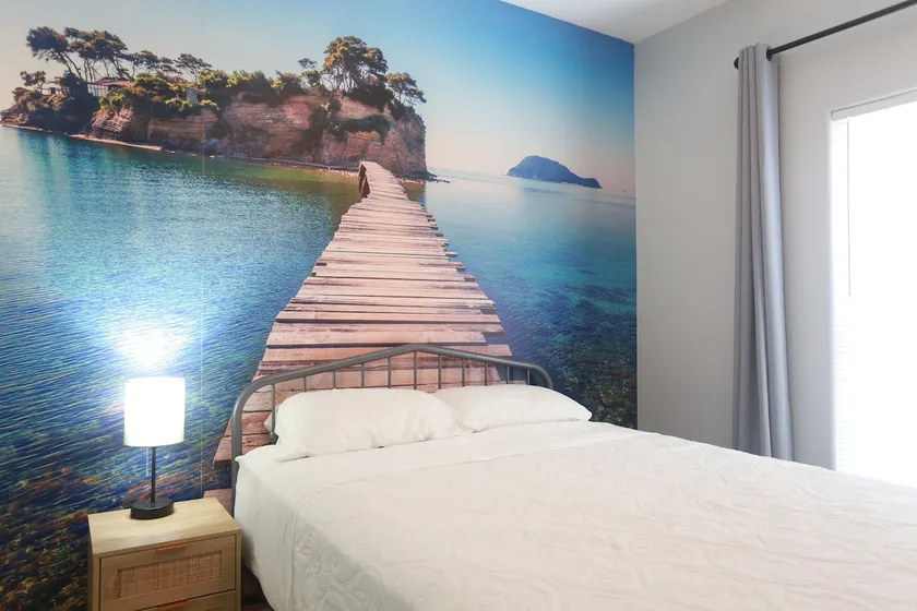 Entire House - Spacious 3 Bedroom on the Island - Image 1