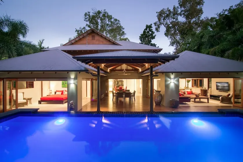 Sisanya - Port Douglas Luxury Retreat with Heated Pool & path to the beach! - Image 1