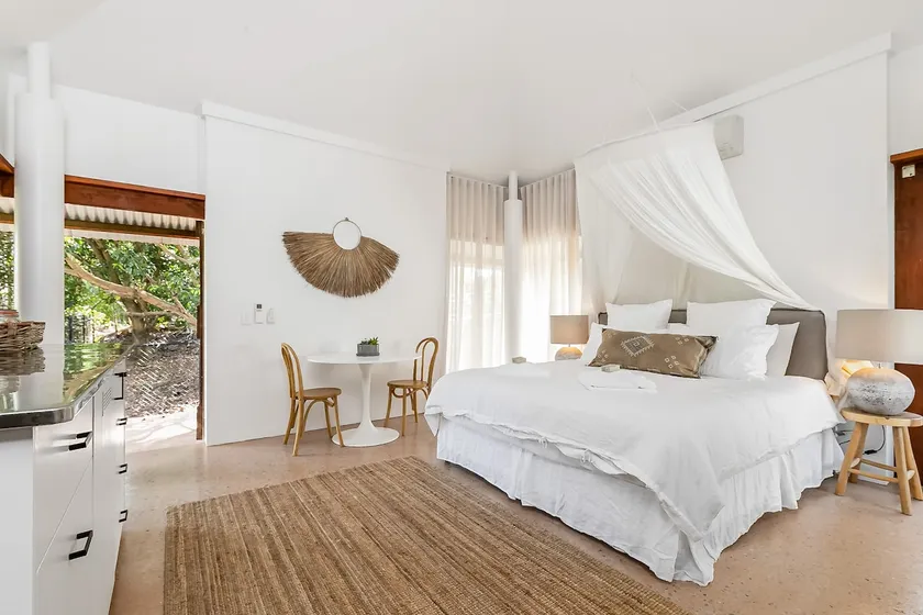 Villa Alba self contained villa w / shared pool - Image 1