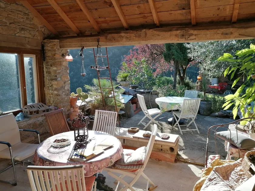 Close to swimming/canoeing | Terrace & garden - Image 1