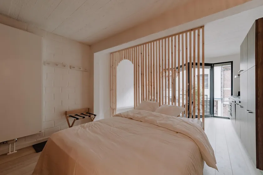 Chimay: The White Room of the Grand Place - Image 1