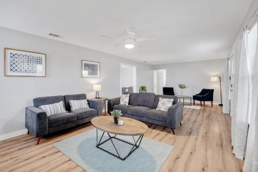 Relaxing 3 bedroom home in the hill country - Image 1