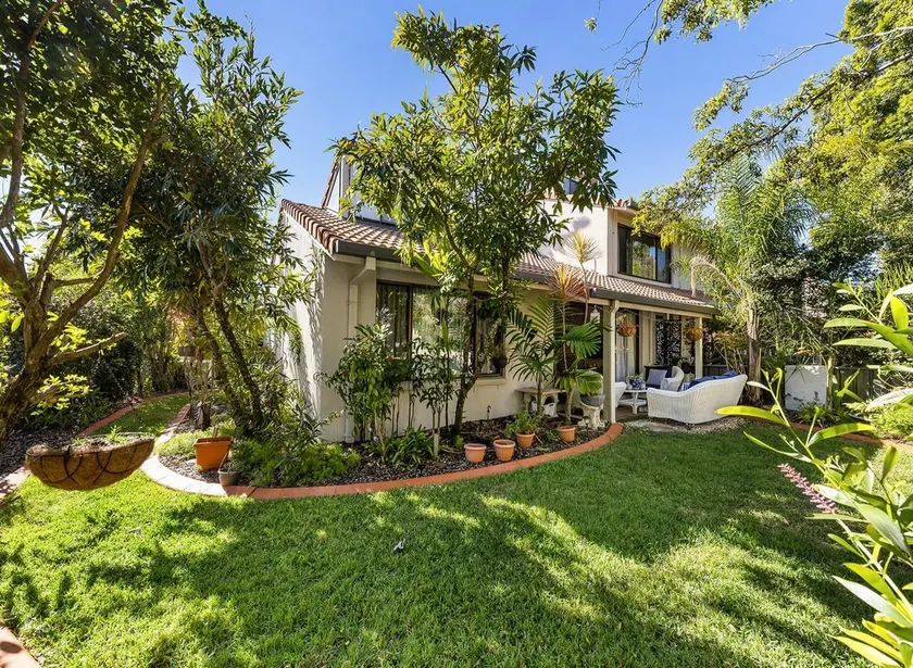 Walk to Hastings St & Gympie Tce - Prime Location - Image 1