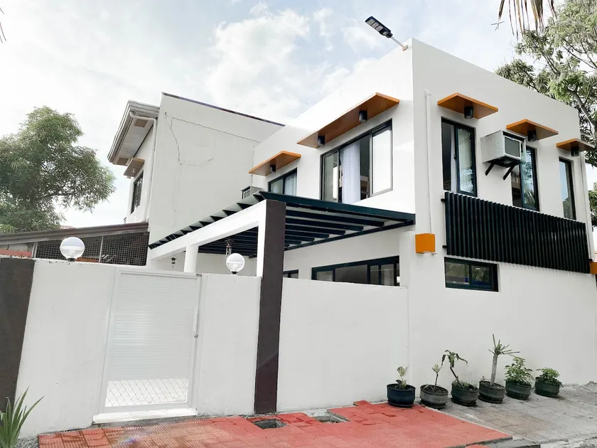 Private Beach Villa for 12 • Barkada &Celebrations - Image 1