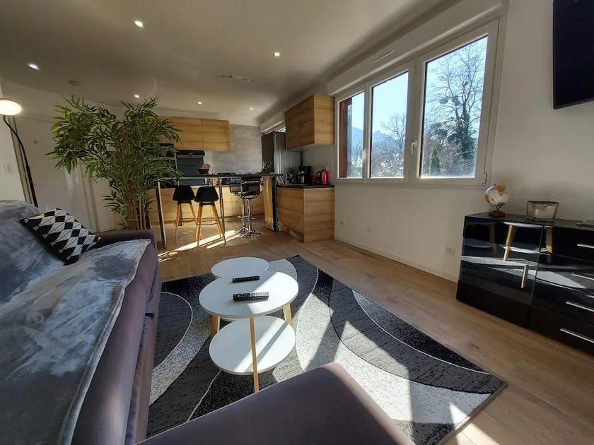 Charmant appartement au centre de St Jorioz - Image 1
