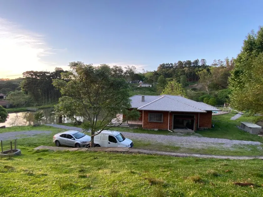 Large country house with pool - Image 1