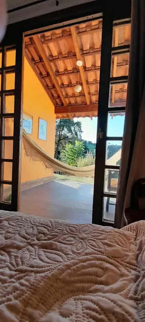 Calêndula Suite – Romantic retreat with a view - Image 1