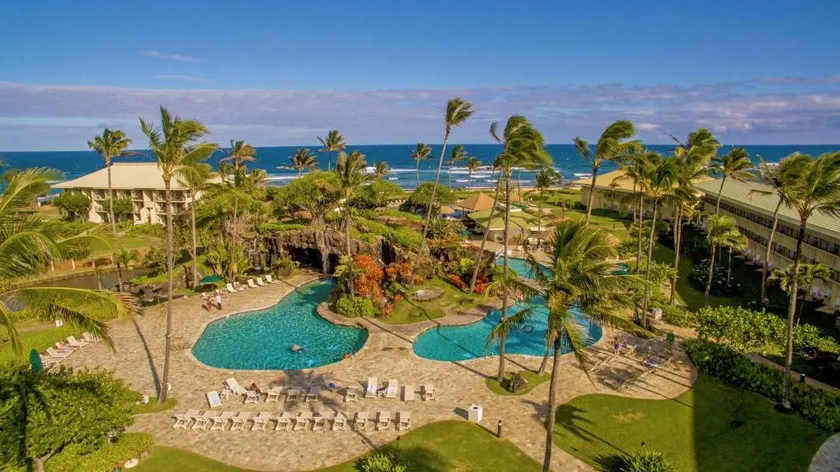 Oceanfront Resort, cascading waterfalls, 4 pools - Image 1
