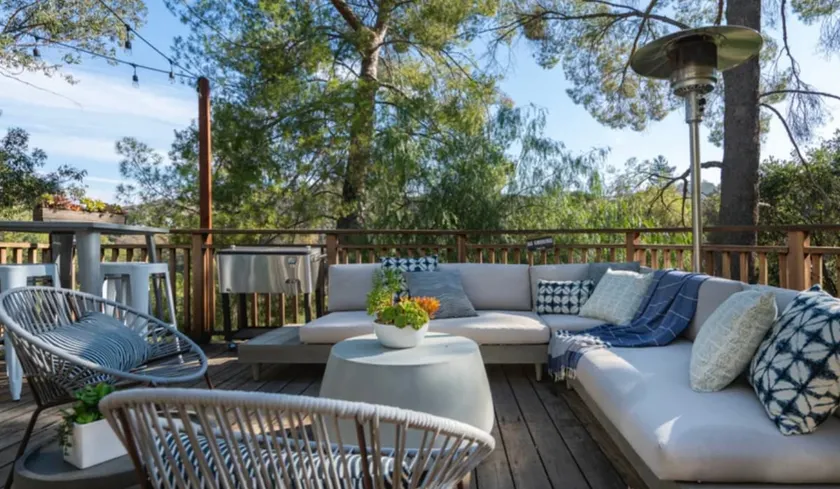 THE Zen Treehouse Retreat- Great Views and Peaceful Decks!\n - Image 1