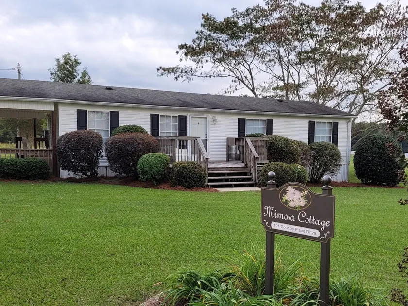 Mimosa Cottage - Image 1