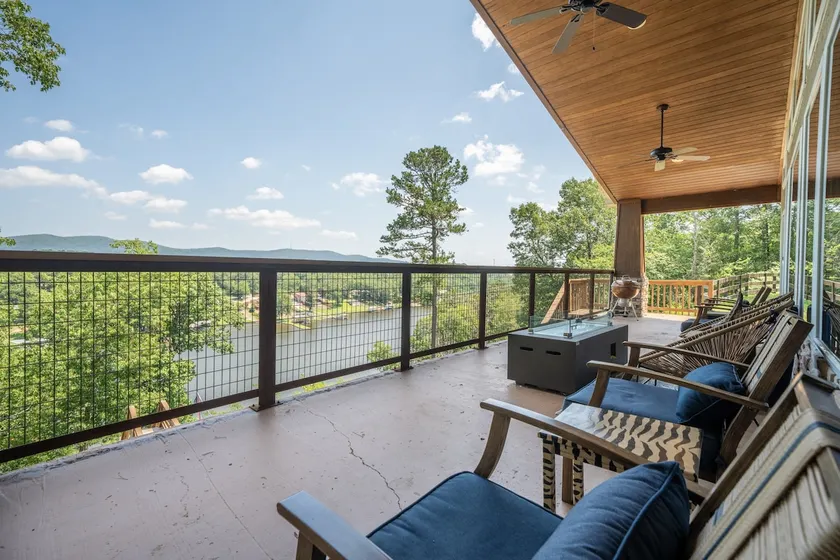 MountainView Hot Tub Dog Friendly Lake Hamilton - Image 1