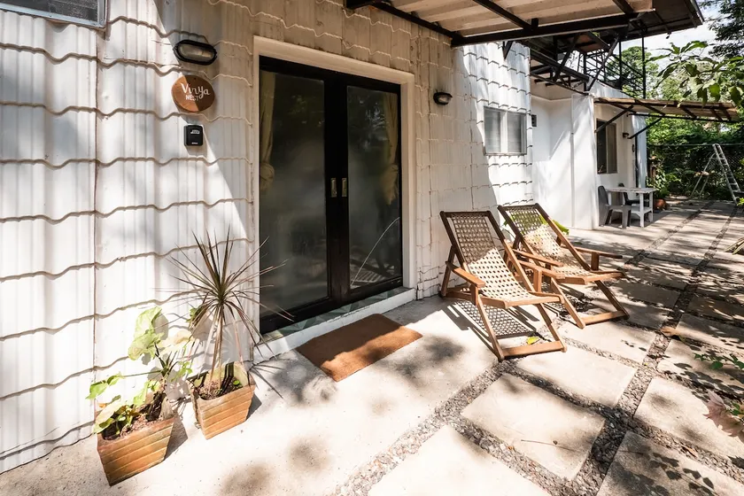 Virya Nest SRR: Tiny, PetFriendly, Monkeys, Bats! - Image 1