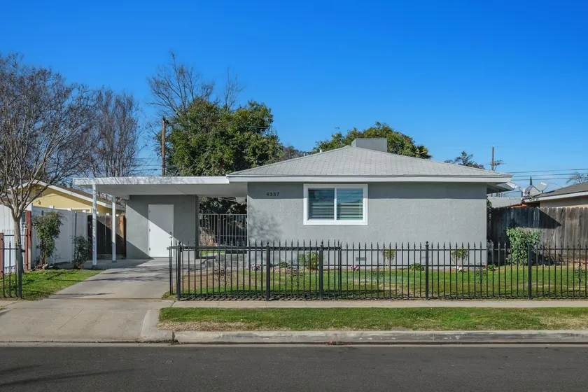 Pristine Upgraded 3B/2Bth w Easy Access to US99 - Image 1