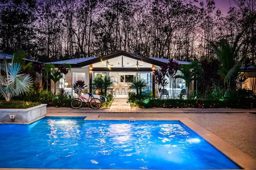 Surfer`s Heaven - Modern, new home, close to beach - Image 1