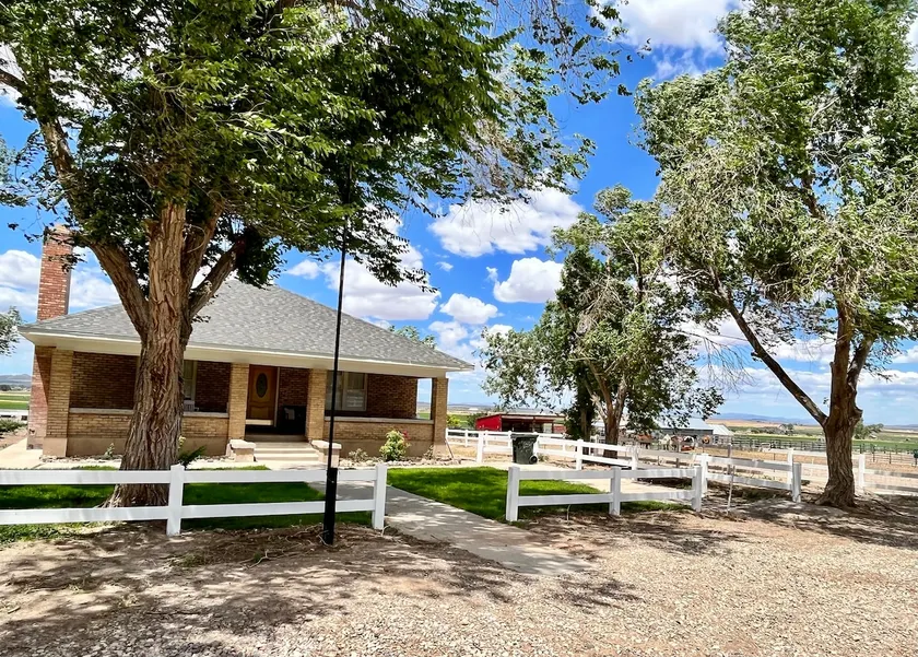The Spacious, Vintage House on the Ranch - Image 1