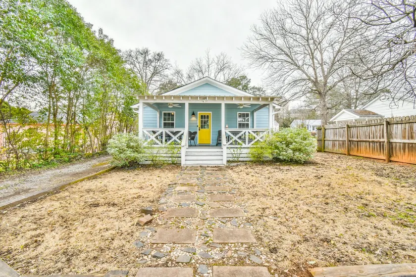 5 minutes to Downtown Athens! - 4 bedroom! - Image 1