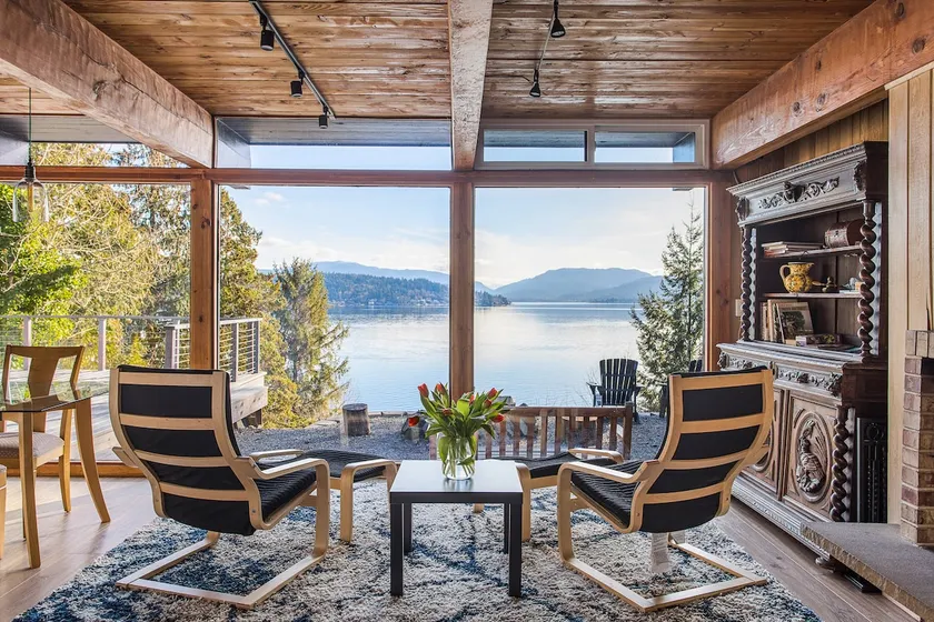 Enjoy Paradise on Lake Sammamish - Image 1